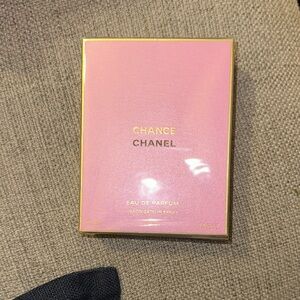 Chanel Chance Eau de Parfum - perfume - new in box with plastic seal
